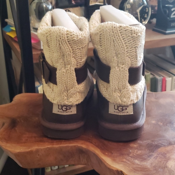 UGG Boots - Picture 2 of 5